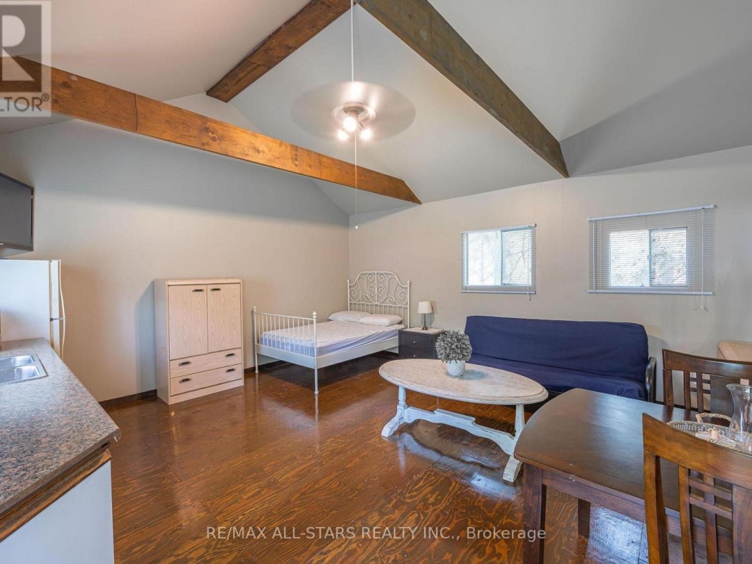 24 RELAX AVENUE, Gull River