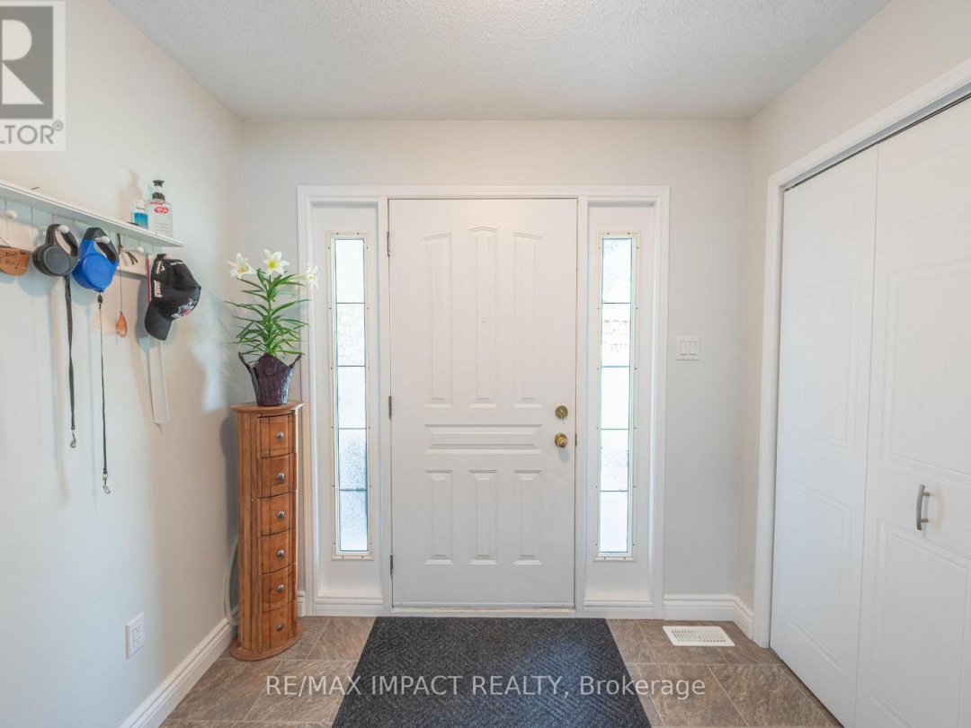 10 CEDARTREE LANE, Kawartha Lakes (Bobcaygeon)