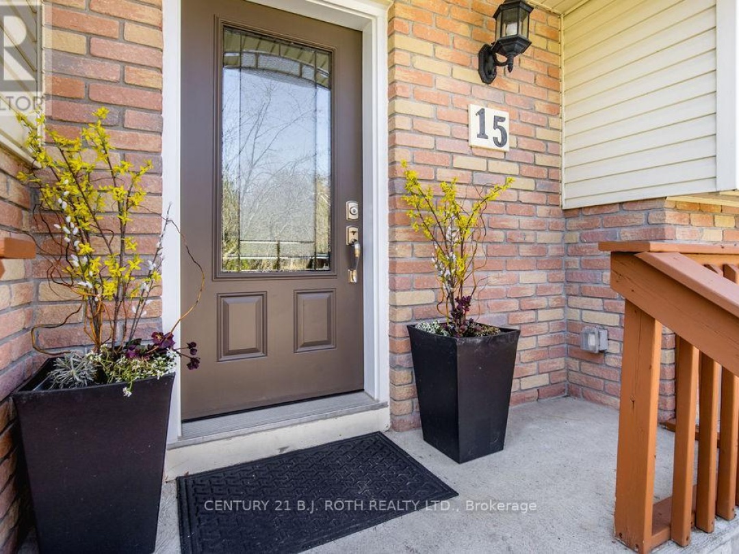 15 SUGARBUSH ROAD, Oro-Medonte (Sugarbush)