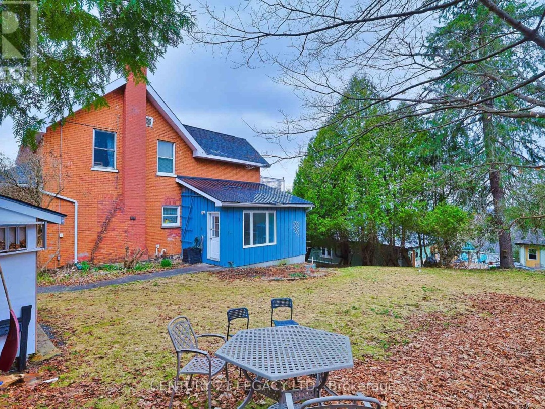 23 LANSDOWNE STREET W, Huntsville (Chaffey)