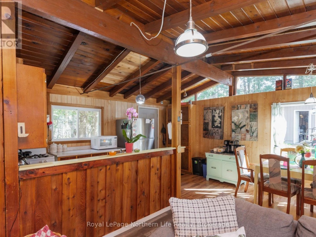 35 BRENNAN CIRCLE, Lake Vernon