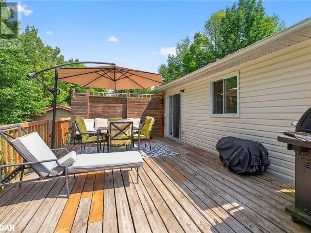 7935 PARK LANE Crescent, 