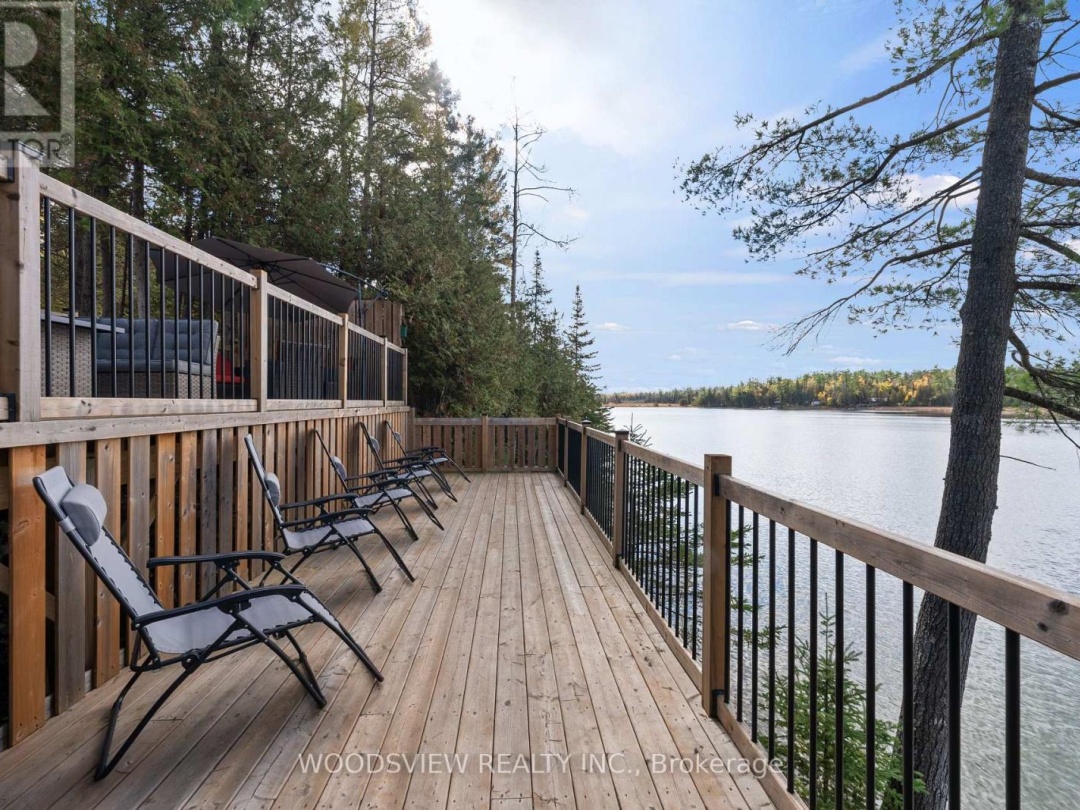 89 LITTLE SILVER WAY, 