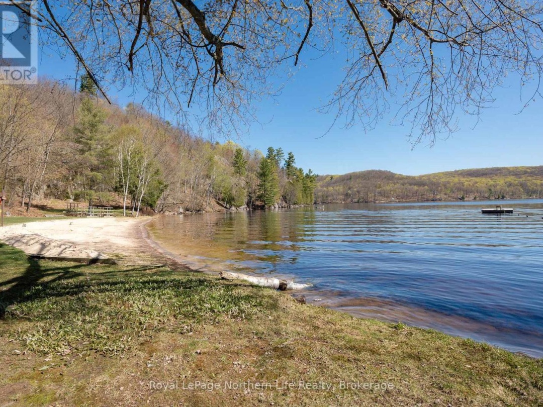35 BRENNAN CIRCLE, Lake Vernon