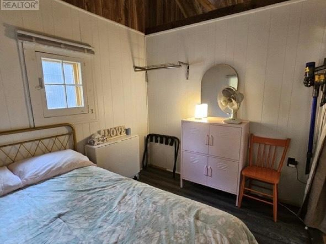 227 SUNSET BEACH ROAD, 