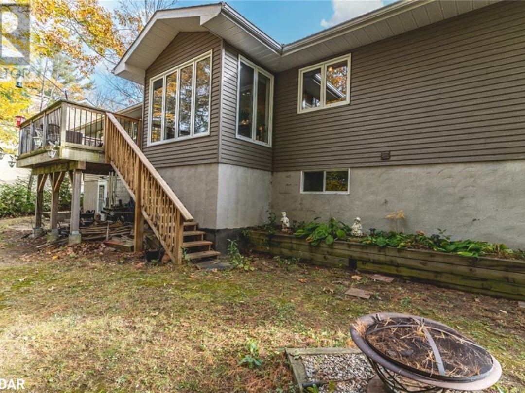 30 The Granite Bluff, Bracebridge