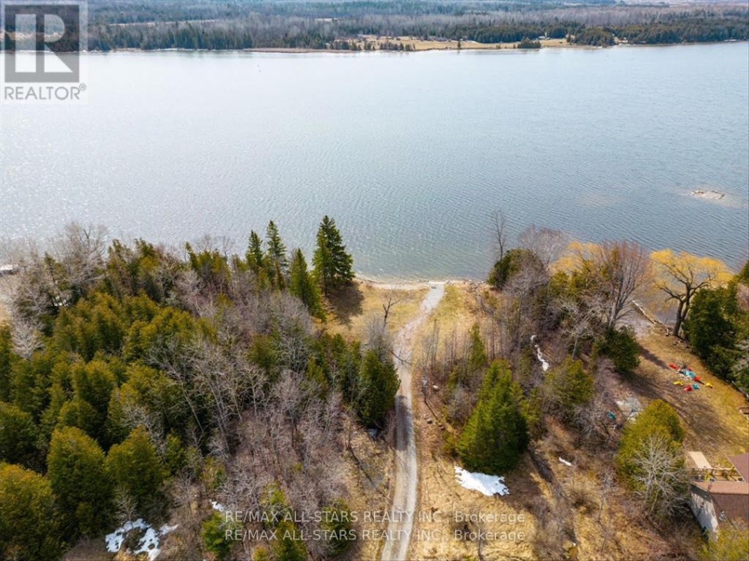 220 MCGUIRE BEACH ROAD, Kawartha Lakes (Carden)