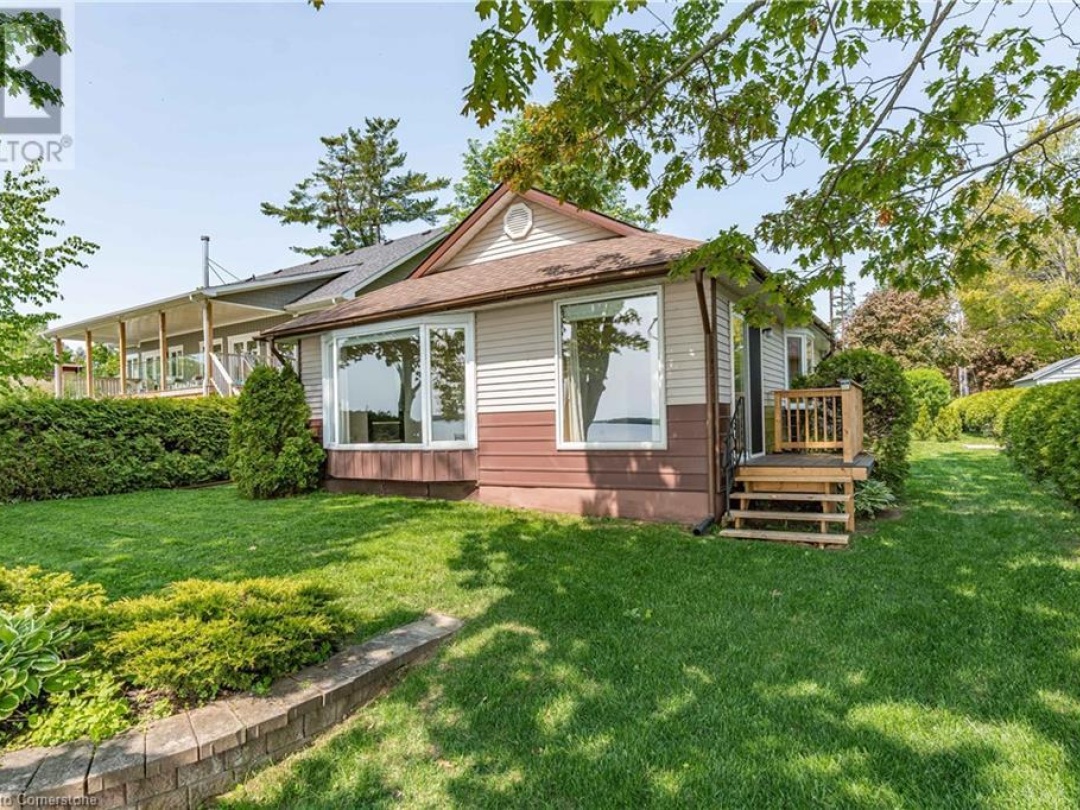 2703 LAKESIDE Drive, 