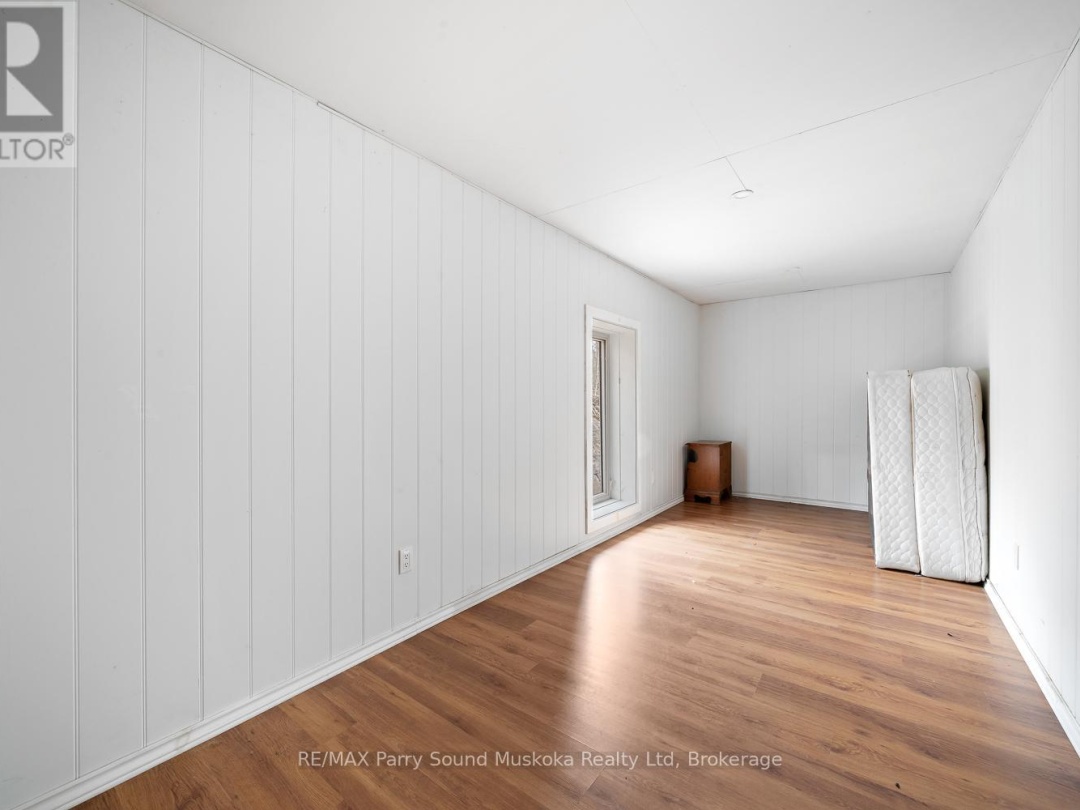 92 BLUE LAKE ROAD, Murdock Lake
