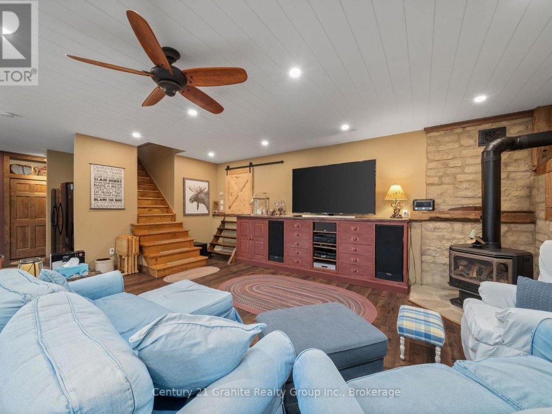 1031 ROTUNDA DRIVE, Contau Lake