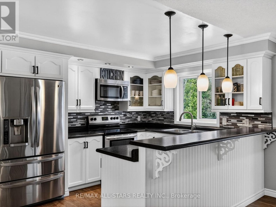 646 THE GLEN ROAD, Kawartha Lakes (Mariposa)
