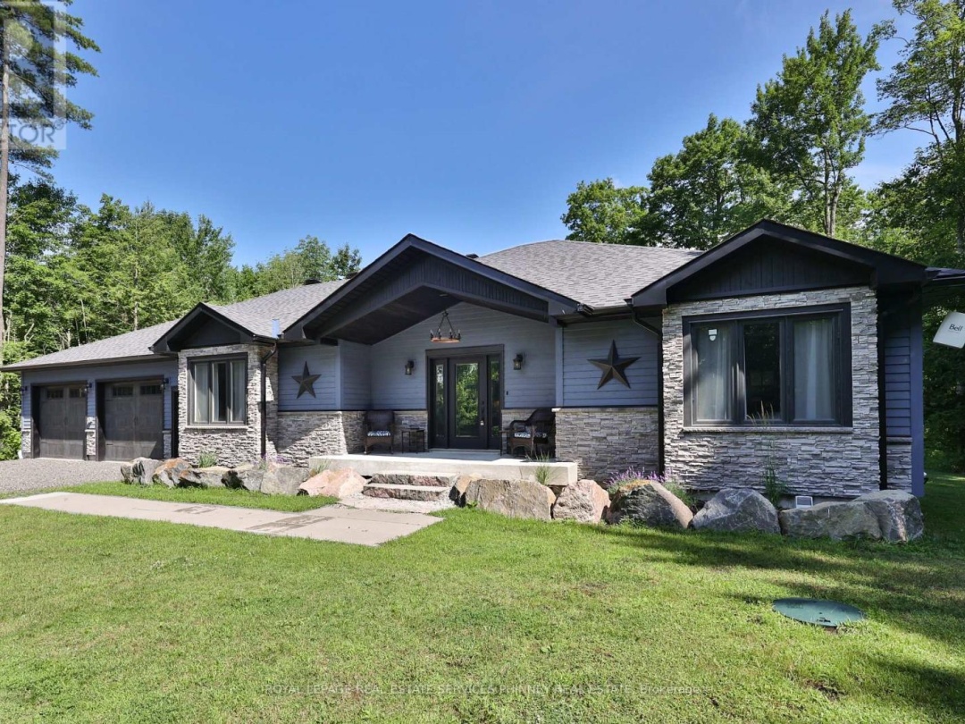 1068 XAVIER STREET, Gravenhurst (Morrison)