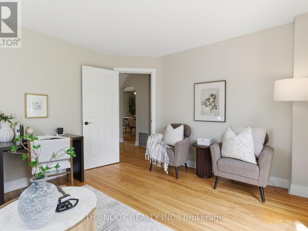 54 CLIFTON STREET, Kawartha Lakes (Fenelon Falls)