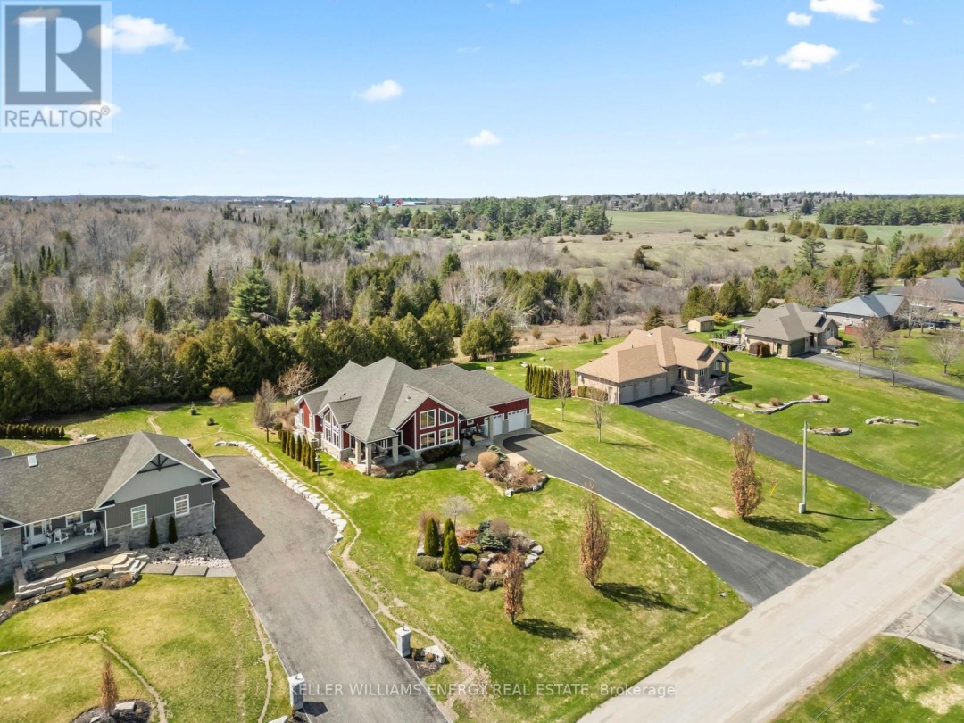 112 PELLER COURT, Pigeon Lake