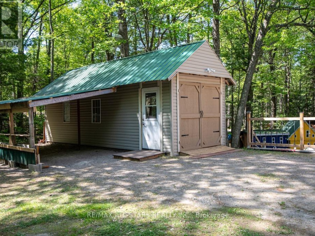 1130 TOWERING OAKS DRIVE, Gull River