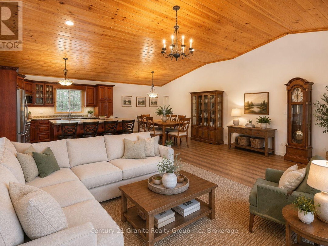 2011 WATTS ROAD, Little Kennisis Lake