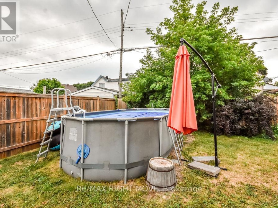 320 HILDA STREET, 