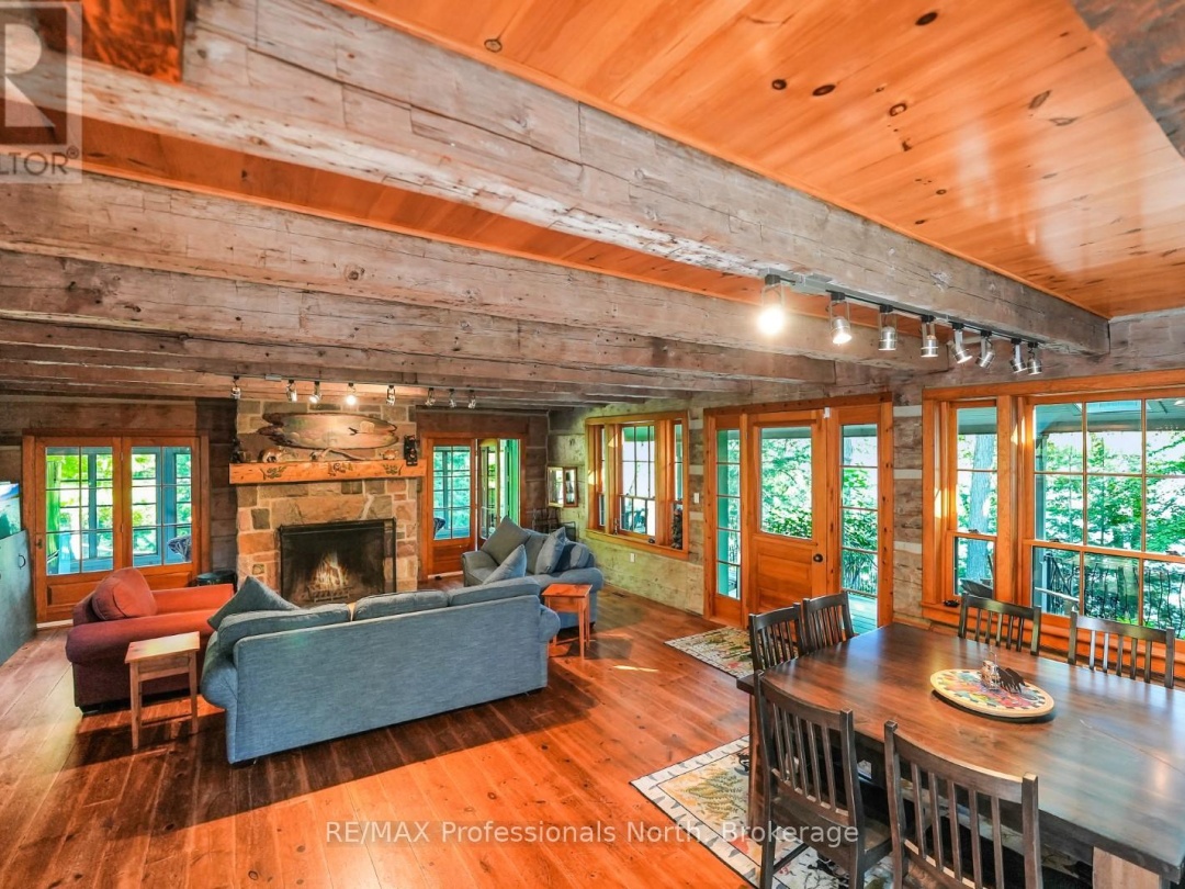 2682 WILKINSON ROAD, Kennisis Lake