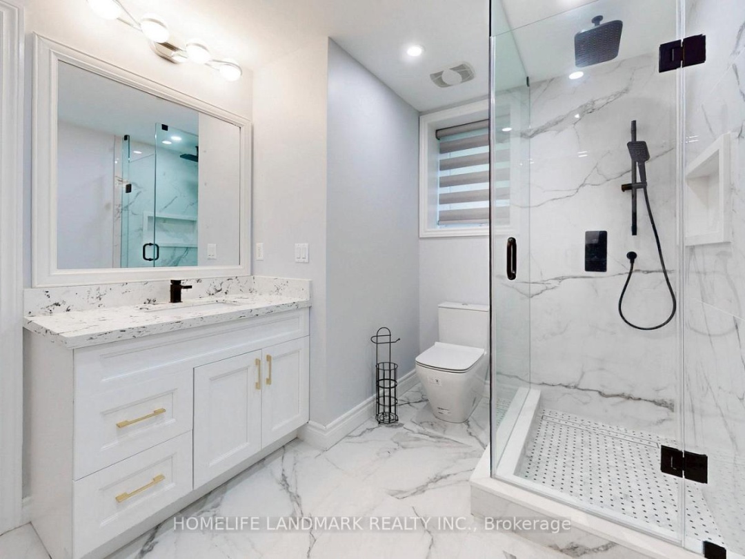 1662 LAKESHORE DRIVE, 