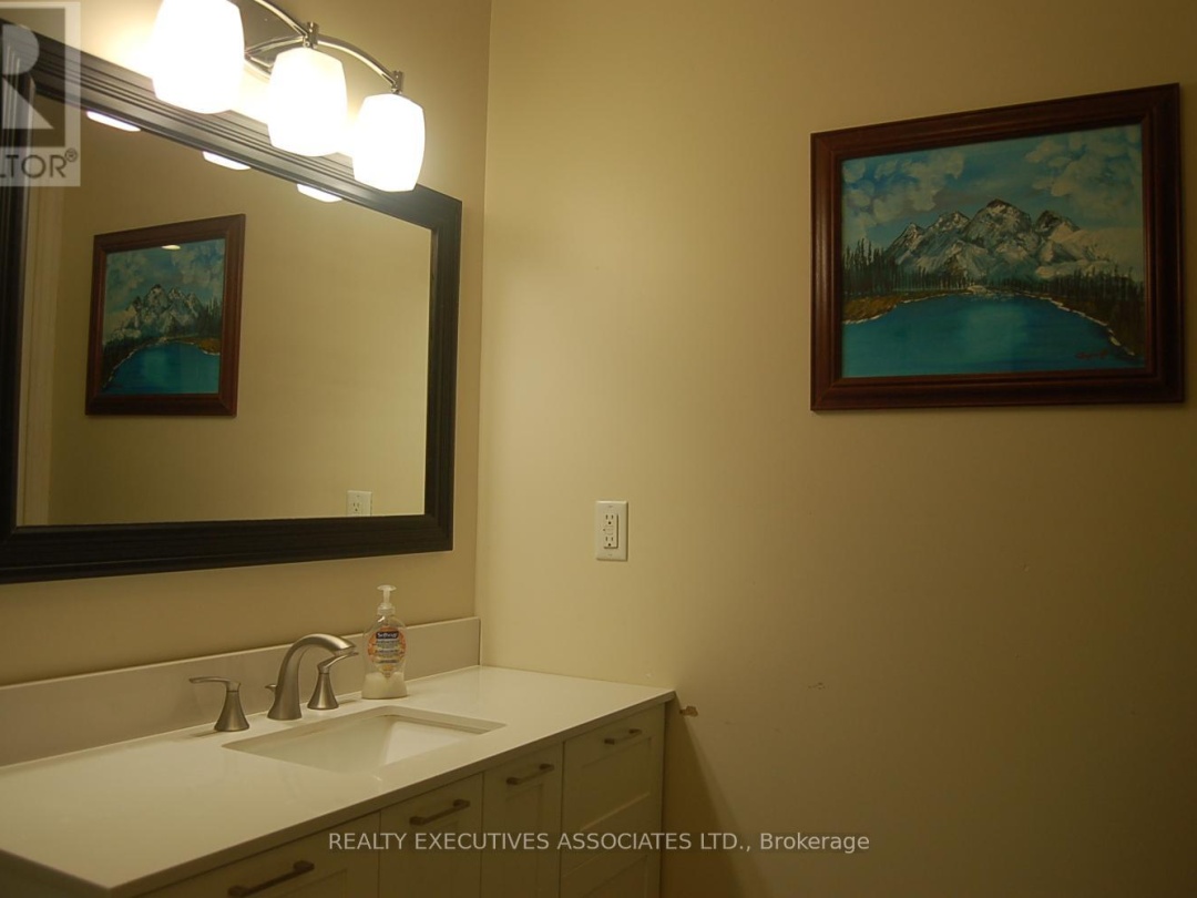 211 ALPINE LAKE ROAD, Pigeon Lake