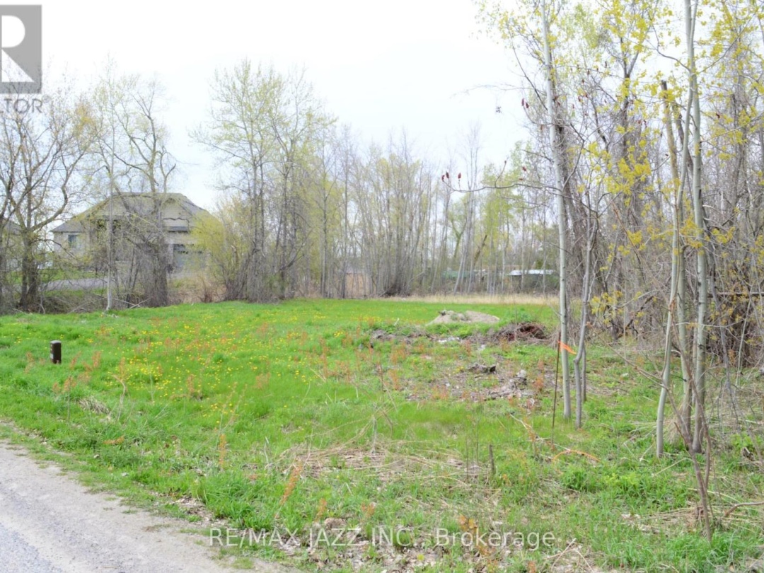 8 HELEN CRESCENT, Lake Scugog