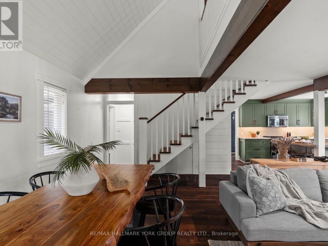 1628 MUSKOKA ROAD N, 