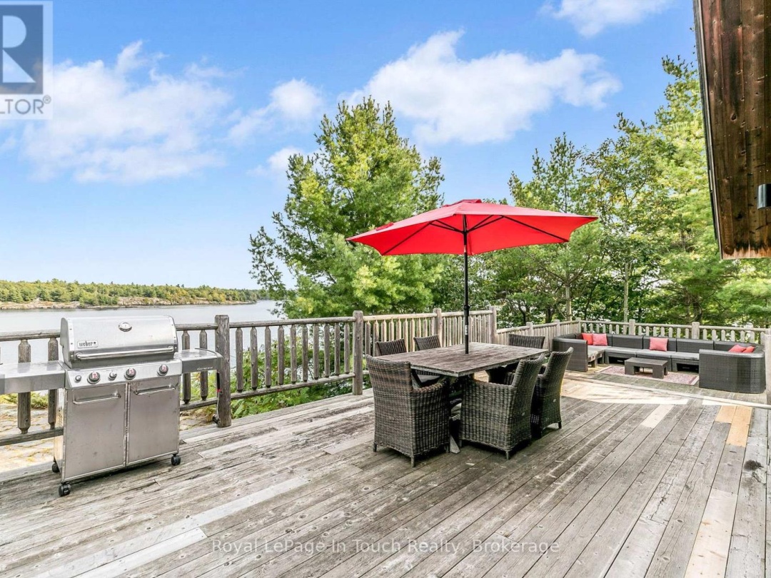8 B686 DERBYSHIRE, Georgian Bay