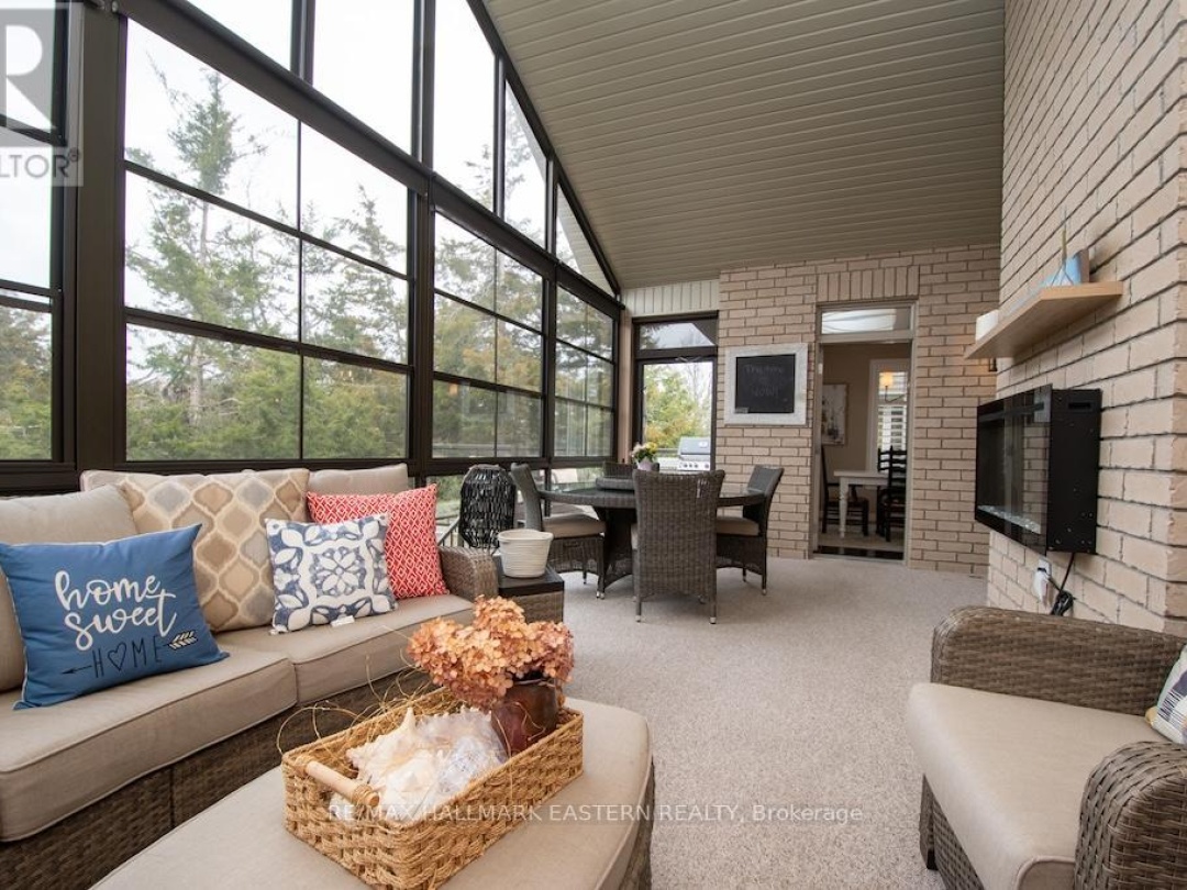 19 MARINA DRIVE, Pigeon Lake