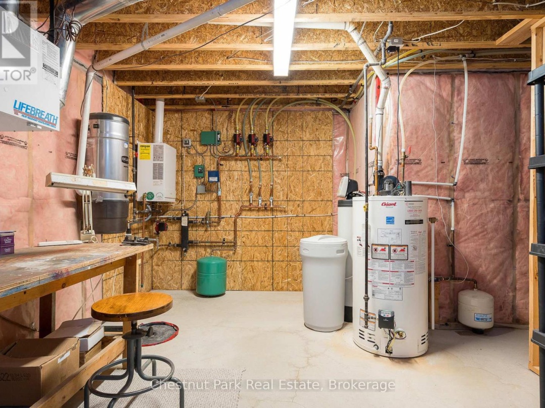 28 BOYD CRESCENT, Oro-Medonte (Moonstone)