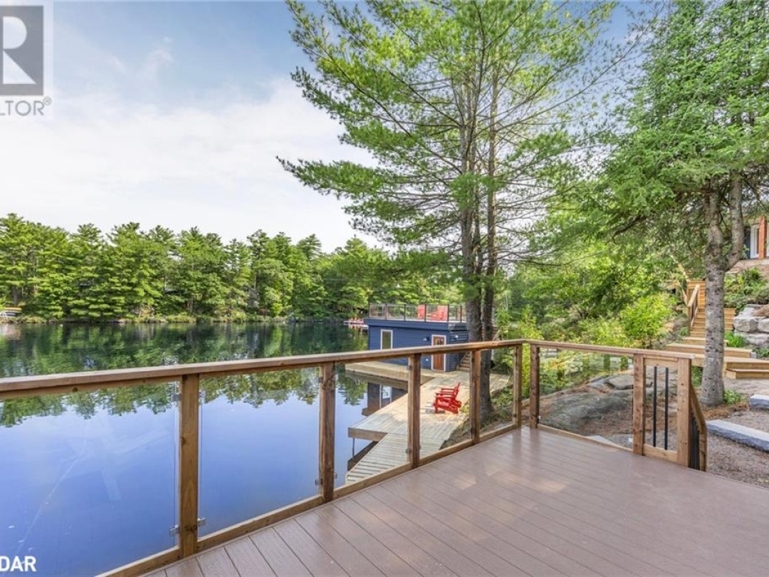 3-1148 MULDREW LAKE Road, Muldrew Lake