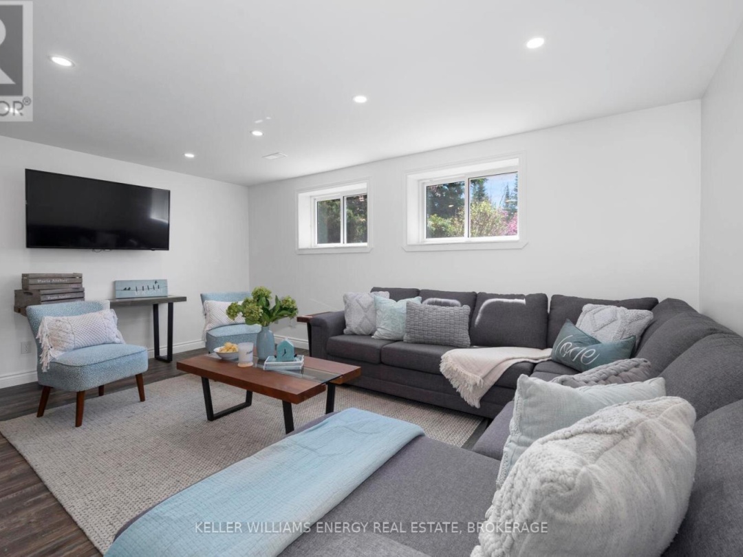 456 County Road 46, Kawartha Lakes (Mariposa)
