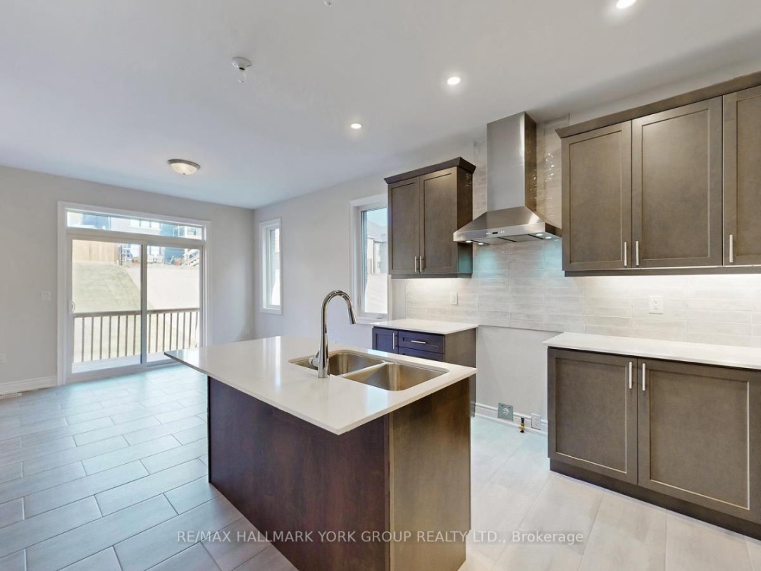 2968 MONARCH DRIVE, Orillia