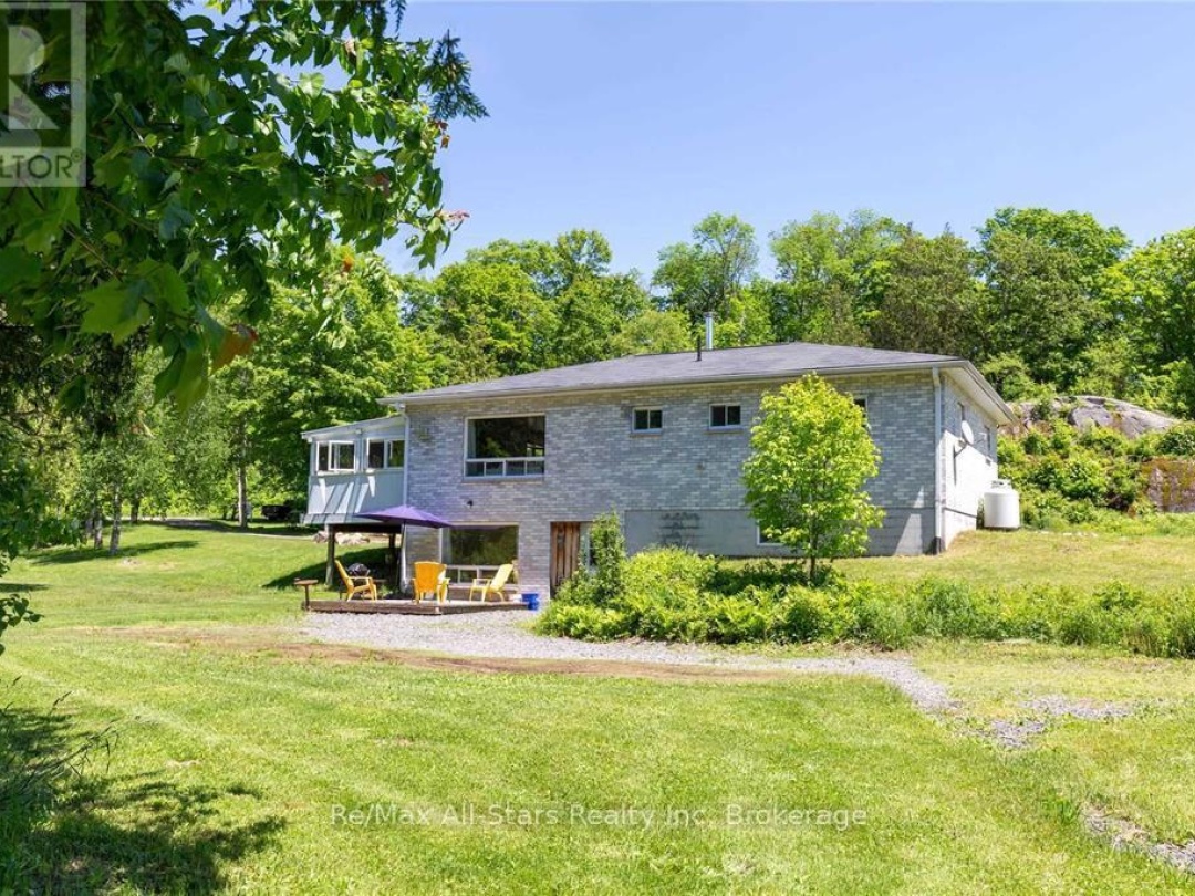 410 Etwell Road, Huntsville (Stisted)
