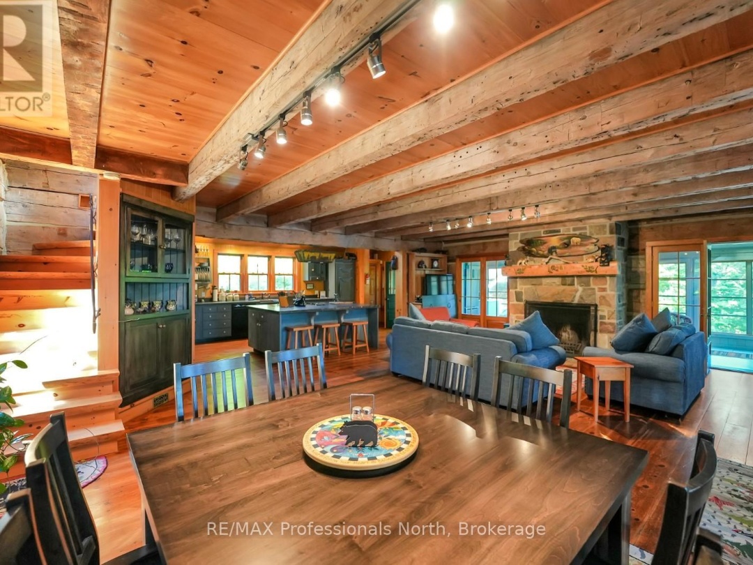 2682 WILKINSON ROAD, Kennisis Lake