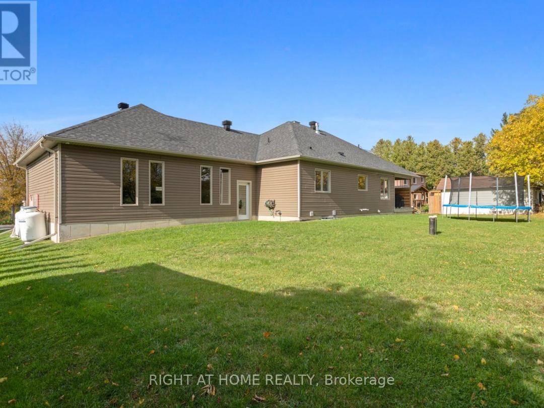 71 WAKEFORD ROAD, Lake Scugog