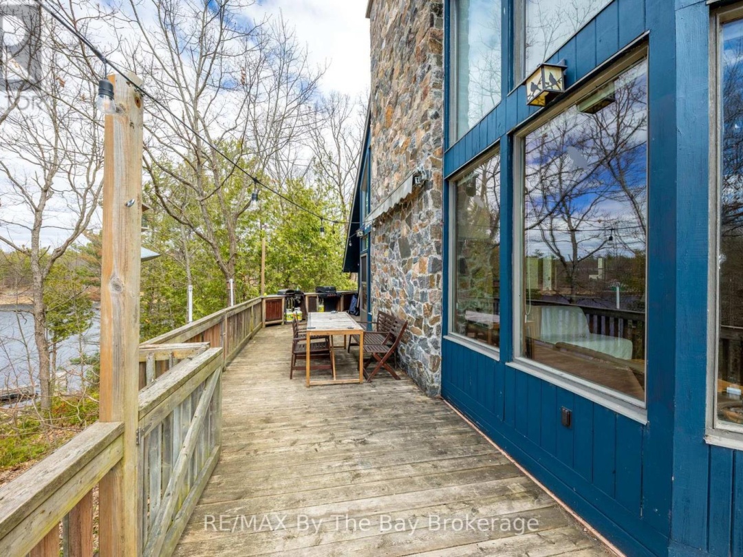 609 SOUTH BAY ROAD, Georgian Bay