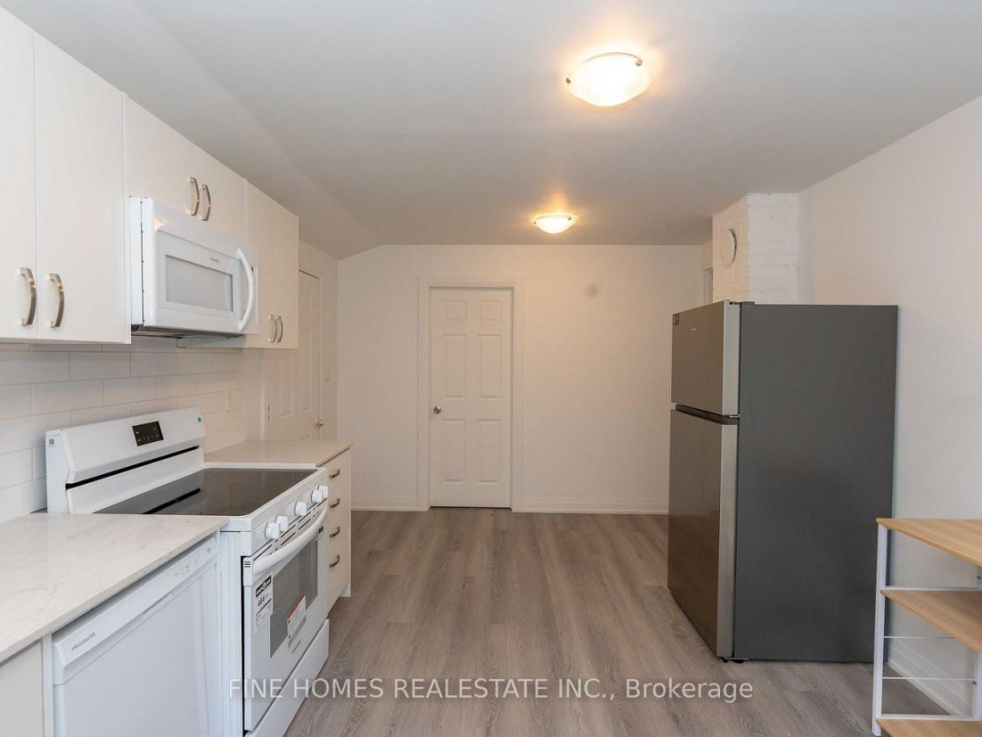 119 ALBERT STREET S, 