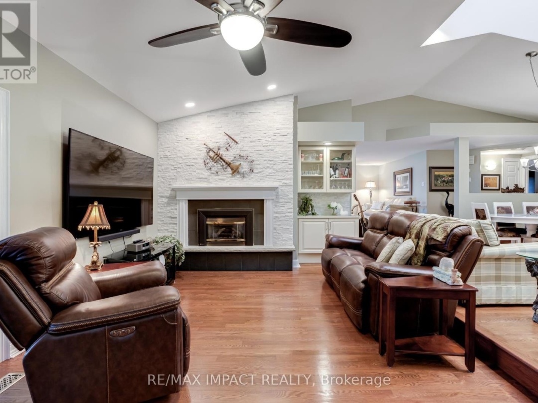 8 SYLVAN COURT, 
