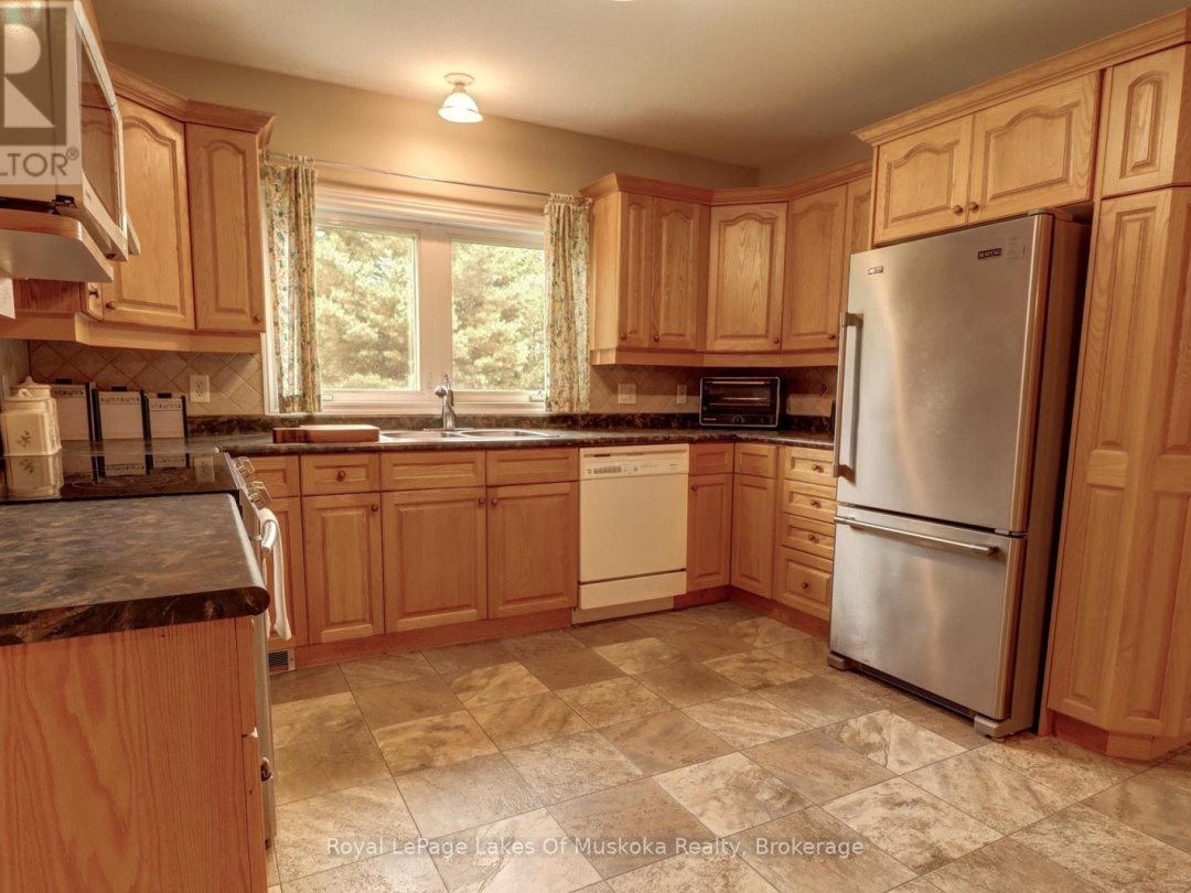 106 - 31 DAIRY LANE, Muskoka River
