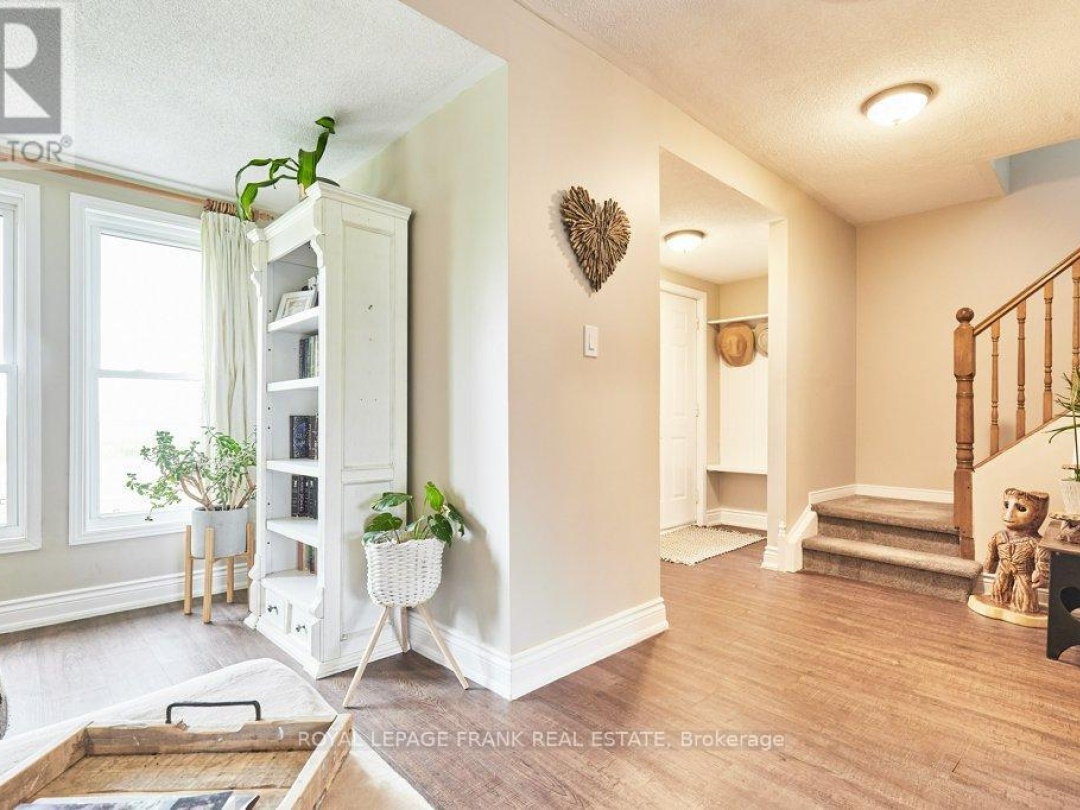148 KING STREET, Kawartha Lakes (Woodville)