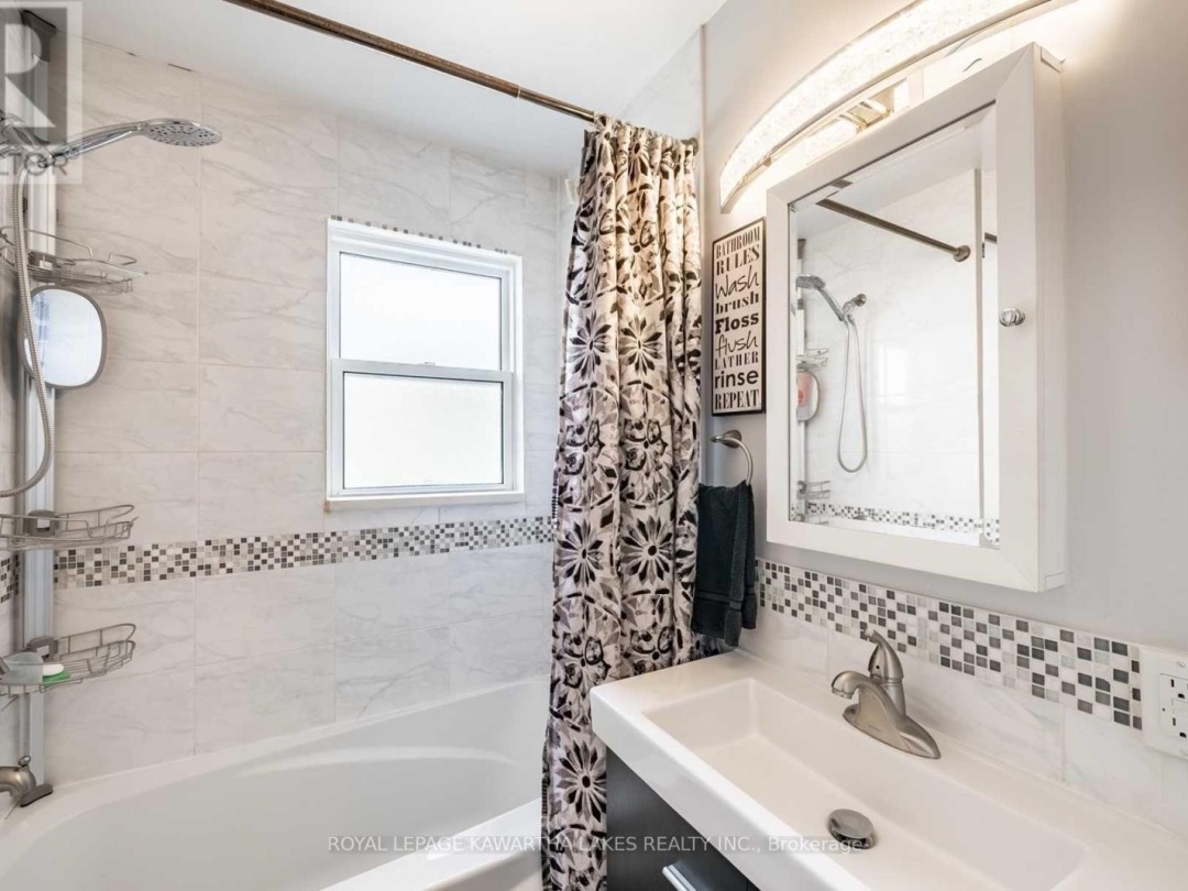 813 COUNTY ROAD 121 ROAD, Kawartha Lakes (Fenelon)