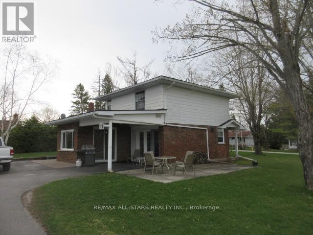 137 REID STREET, Kawartha Lakes (Bobcaygeon)