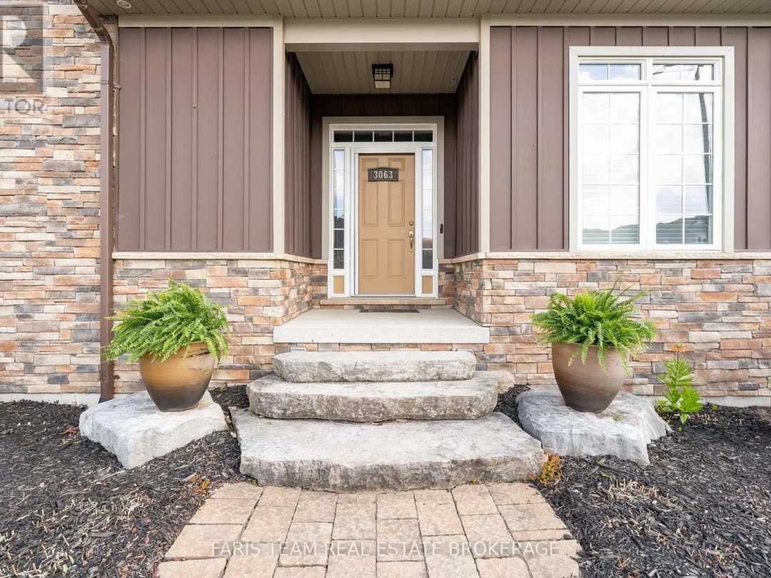 3063 STONE RIDGE BOULEVARD, Orillia