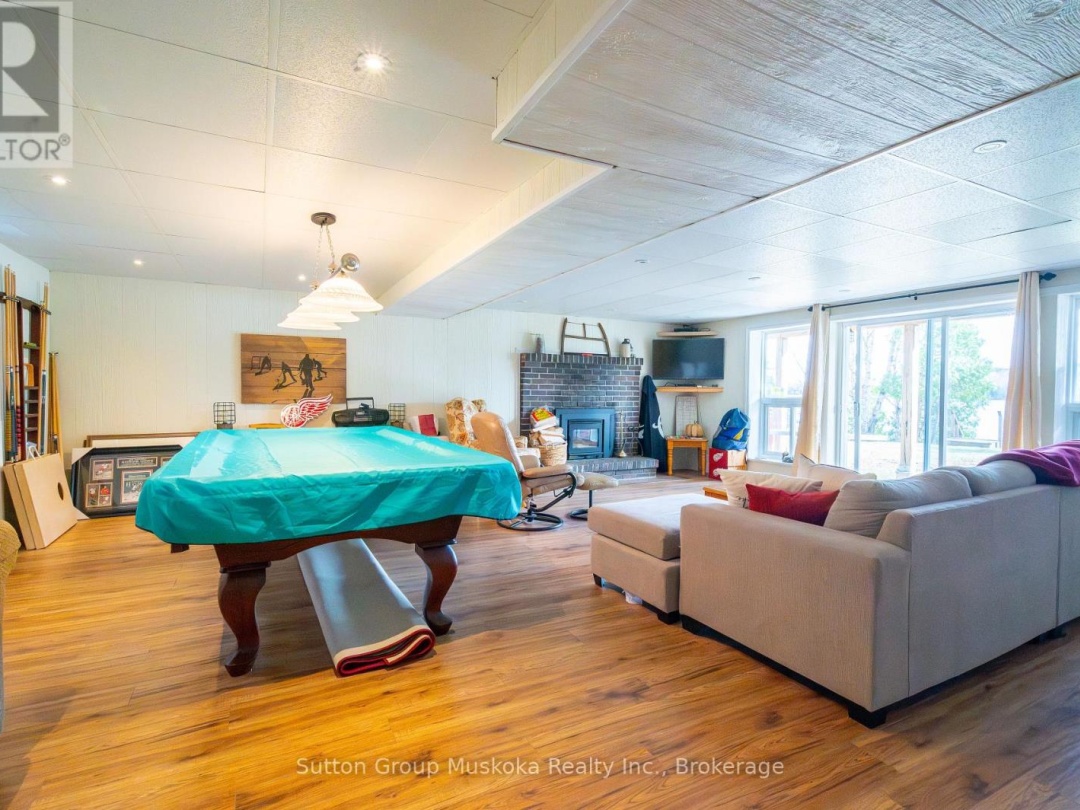 562 AND 568 EAST WASEOSA LAKE ROAD, 