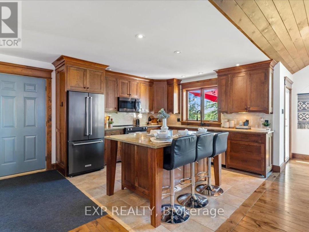 857 CEDAR GLEN ROAD, 