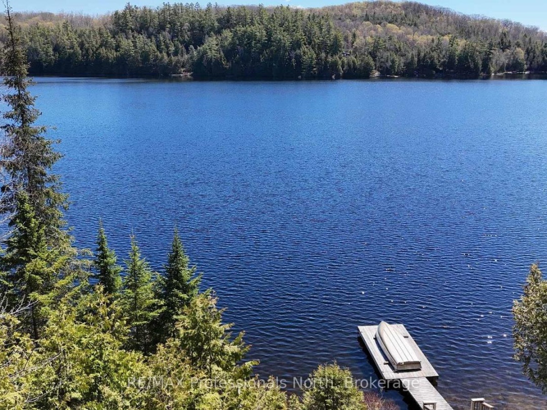 1080 HEART'S CONTENT DRIVE, Salerno Lake