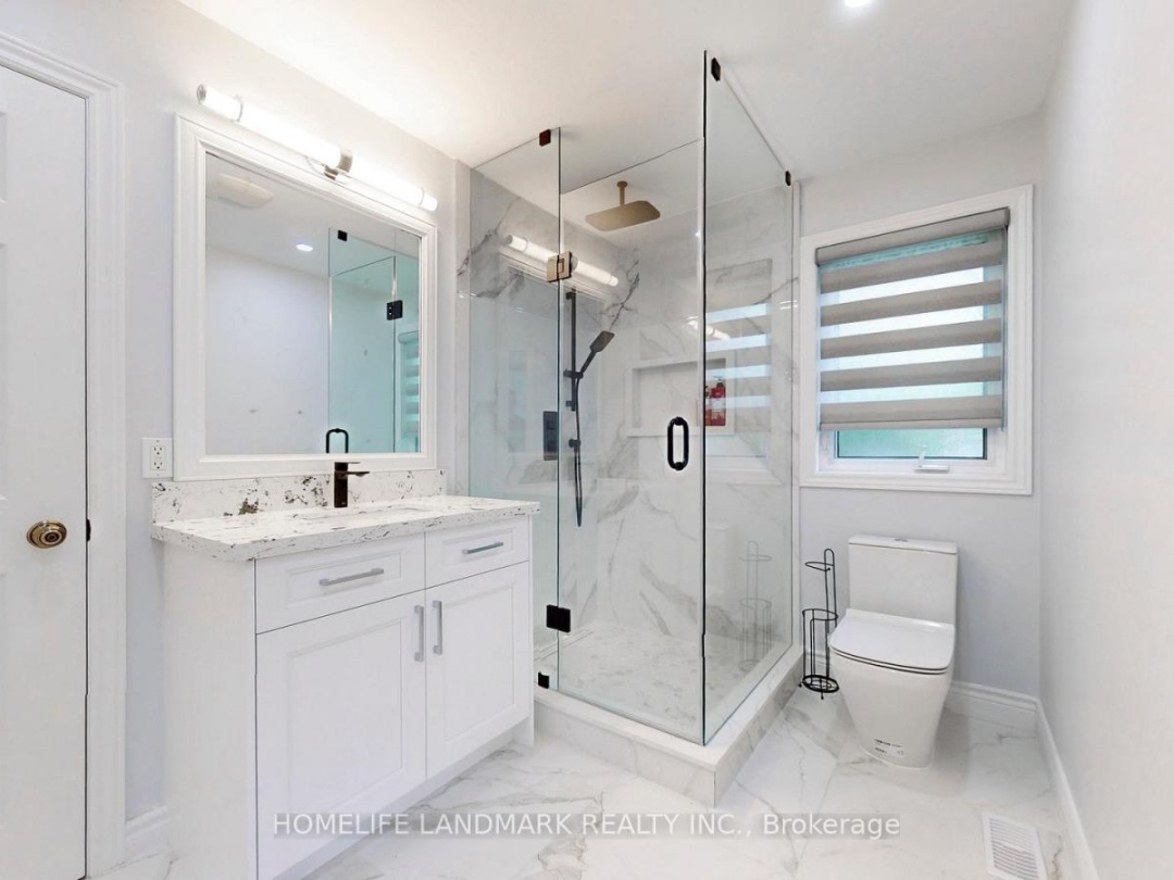 1662 LAKESHORE DRIVE, 