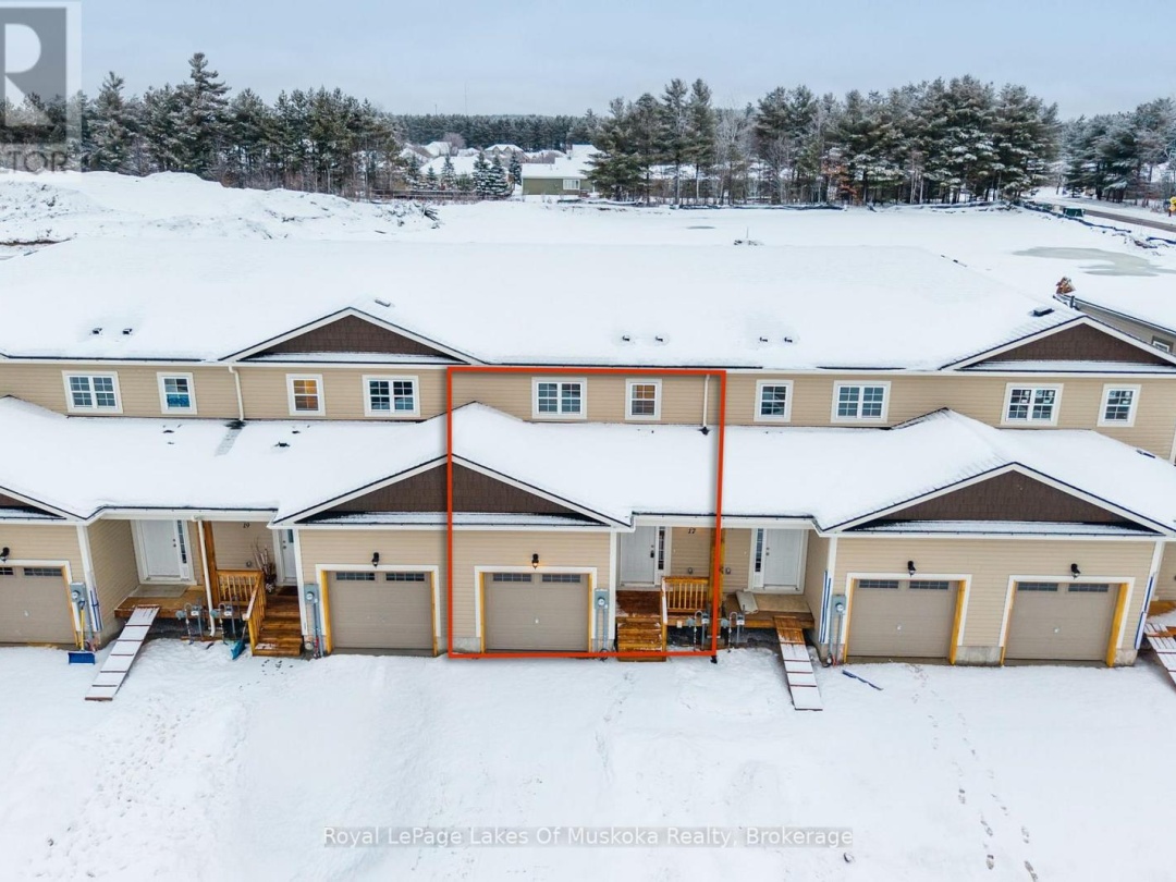 17 MCCONNELL CRESCENT, Bracebridge (Macaulay)