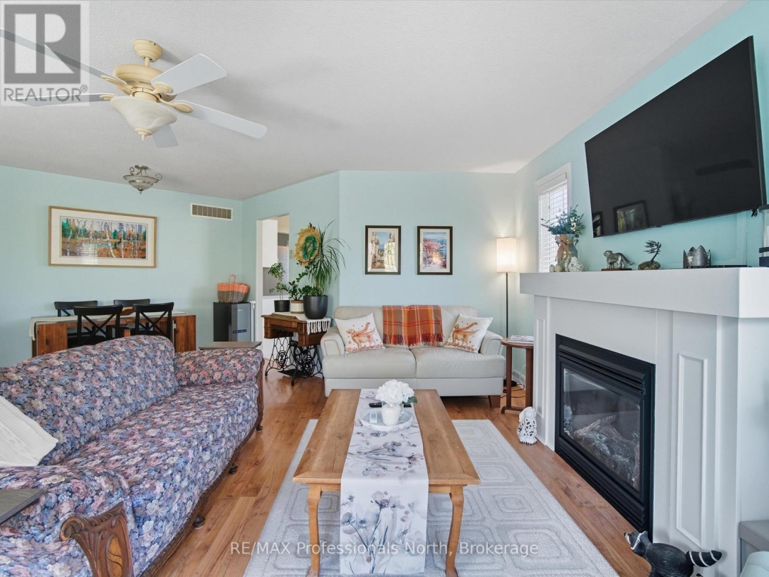 17 KEALL CRESCENT, 