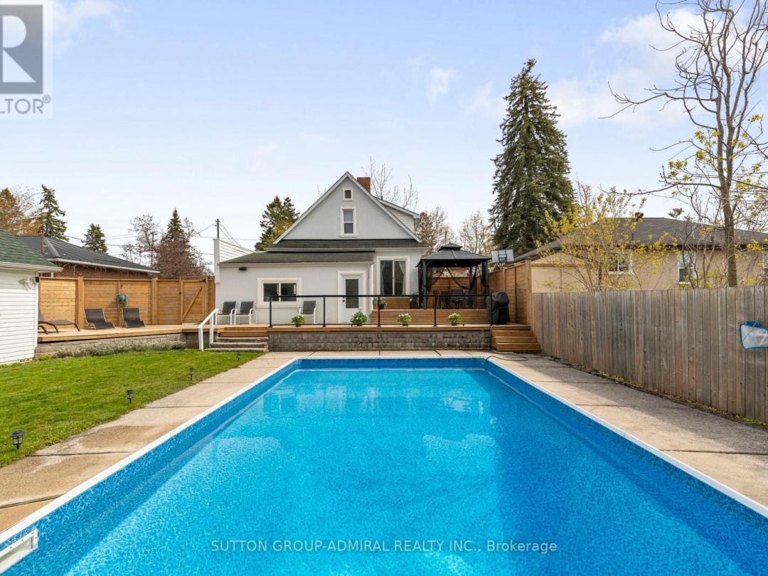 8 SOUTH STREET W, Orillia